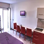 Апартаменты Bright Accommodation-beahost *
