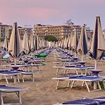 Апартаменты Bright Accommodation-beahost Бибионе